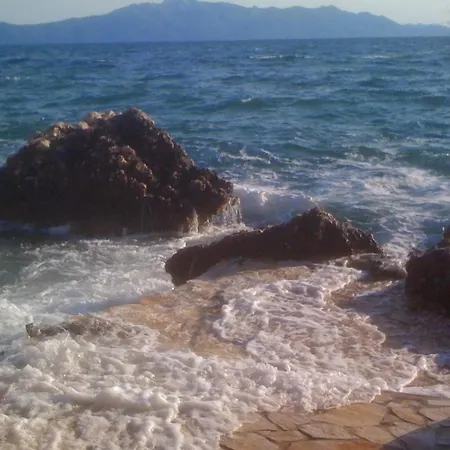 By The Sea Podaca, Makarska - 19078 Apartment *