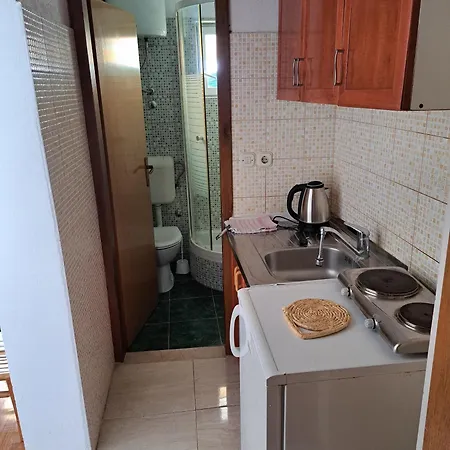 By The Sea Podaca, Makarska - 19078 Apartment *